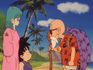 Bulma meets the medical person Roshi and vids her pussy