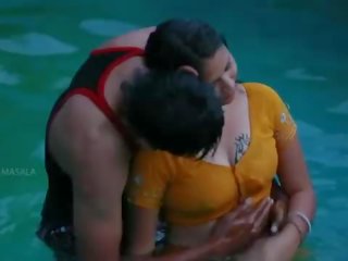 Súper mamatha romance con adolescent compañero en nadando pool-1